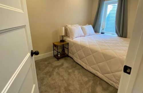 Benson House | The Trapp House - 5 Bed 1 Bath in Benson - Pay Monthly