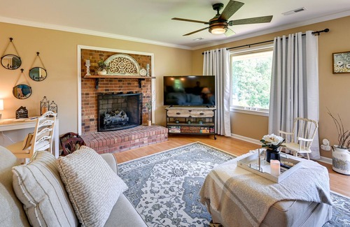 Lexington - Salisbury House | 'The Travis House at Lantern Springs' on Farm!