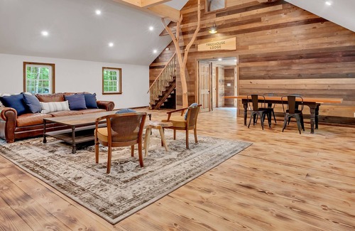 Middle Grove House | The Treehouse Lodge at Brookledge former girls summer camp -1 mi