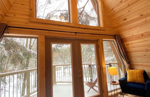 Leeper Cabin | The Treehouse near Cook Forest State Park