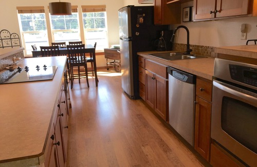 Pacific City House | The Treehouse Townhouse