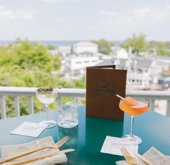 Ogunquit Hotel | The Trident Inn