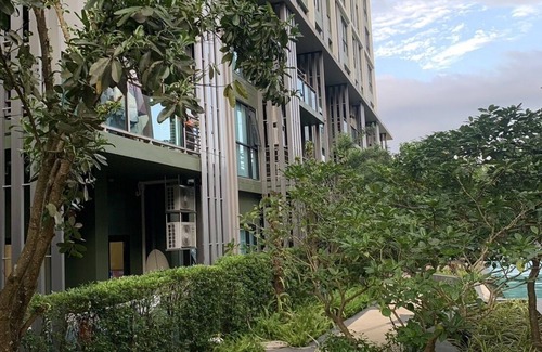 Phuket Apartment | The Tropical Retreat ,Space condo