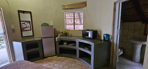 Marloth Park House | The Truck Rondawel