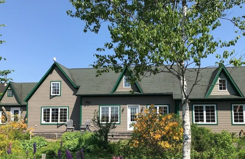 Tryon Apartment | The Tryon Suite: The perfect home base for your Island adventures