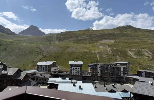 Val Claret Apartment | The Tuffs - Studio near the slopes and shops