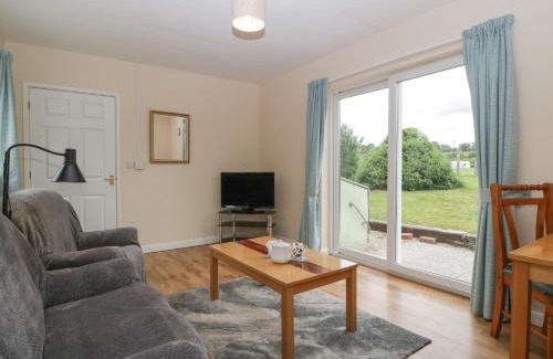 Moreton House | The Turbles - Swallows Nest