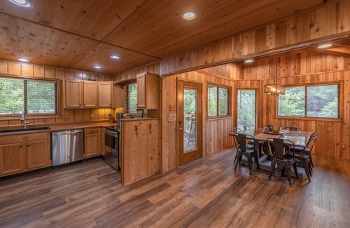 Wright City Ski Chalet | The Turrach Cottage by Innsbrook Vacations!