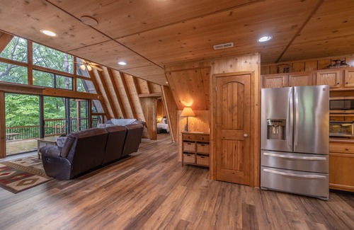 Wright City Ski Chalet | The Turrach Cottage by Innsbrook Vacations!