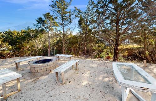 Salvo House | The Turtle's Nest