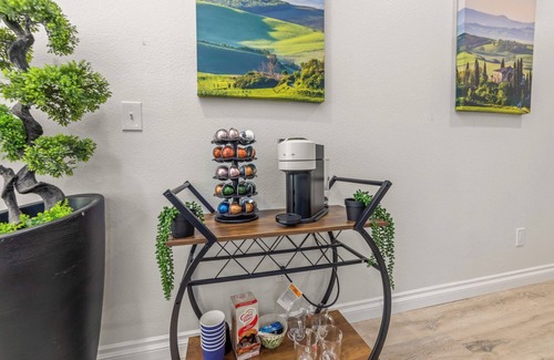 Mission Valley East Apartment | The Tuscan Penthouse 2 bedroom Suite/Family Getaway!