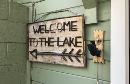 Twain Harte House | The Twain Harte cabin with Lake Membership! Close to downtown, remodeled