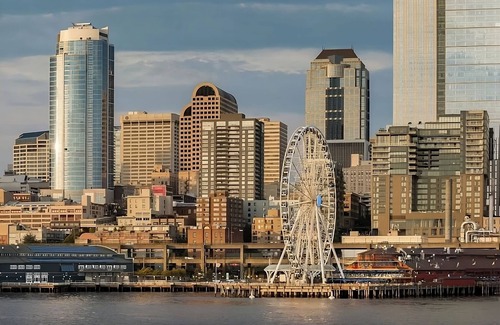 Downtown Seattle Apartment | The Twin at The Palihotel Seattle, Family-Friendly, Near Pike Place Market!