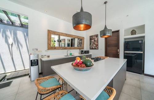 Sunset Road Villa | The Ultimate 5 Star Holiday Villa in Seminyak with Private Pool and Fully Staffed, Bali Villa 2092