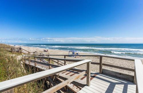 North Carolina Coast House | The Ultimate Beachfront Escape for Multi Generational Families
