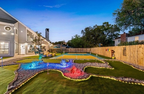 Wetmore House | The Ultimate Getaway: Pool, Pickleball, Mini Golf