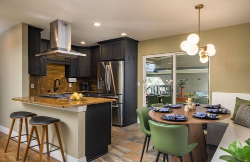 Berkley House | The Ultimate Hangout House