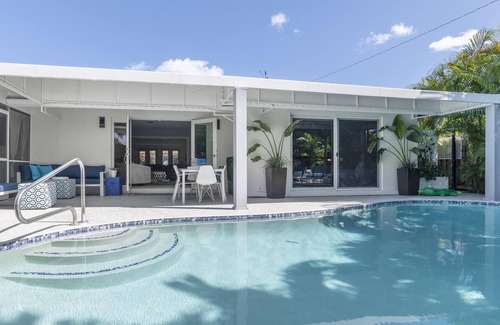 South Corals House | The Ultimate Luxury Experience in Your Own Private Resort.