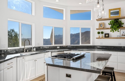 Malibu House | The Ultimate Malibu Estate On 10 Acres