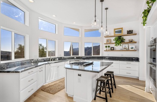 Malibu House | The Ultimate Malibu Estate On 10 Acres