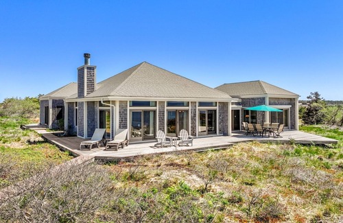 North Truro House | The Ultimate Outer Cape Beachfront Retreat RPAM101