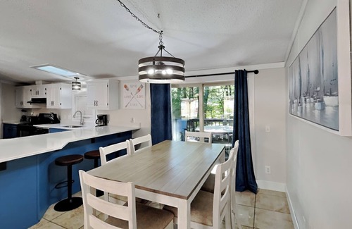 Put-in-Bay House | The Ultimate Put-in-Bay Getaway! Private 3BR 2BA Home Pool Access