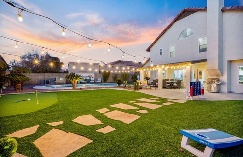 Arabian Crest House | The Ultimate Scottsdale Escape! Heated pool, game room, mini golf!Prime Location
