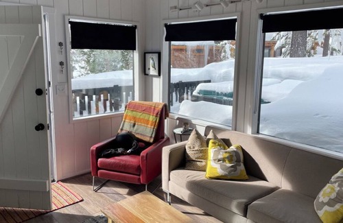 Olympic Valley Cabin | The Ultimate Ski Chalet Walking distance to chairlift