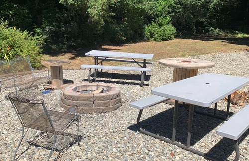Bandon House | THE ULTIMATE! Warmer location, Spacious, PERFECT for GOLFERS, FAMILIES, Pets