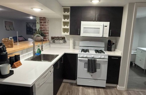 North Chesterfield Apartment | The Underground Lounge: A Private Escape
