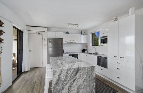 Woorim Apartment | The Unit Opposite Beach