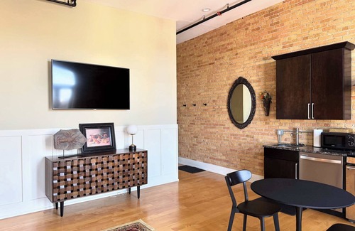 Benton Harbor Apartment | The Urban Alchemist Loft