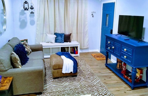 Magnolia Gardens House | The Urban Budget Bungalow