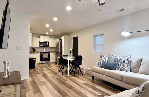 Dunean House | The Urban Nest GVL