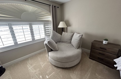 Enterprise House | The Vegas Villa, Entire Home in Las Vegas, Nevada
