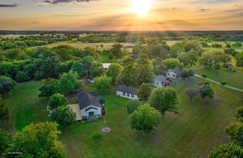 Grand Saline House | The Venue at Three Points - The Cottage