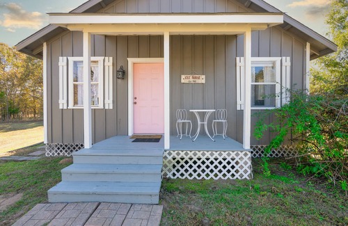 Grand Saline House | The Venue at Three Points - The Cottage