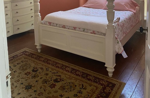 Cassopolis House | The Victorian Charm
