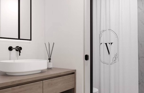 Kissimmee Hotel | The Vietta Hotel | Family Room (Double/Double) | Great for Family Retreats