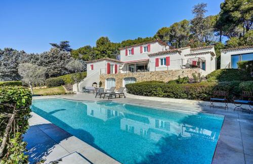 Les Platrieres House | The View Aix-en-Provence