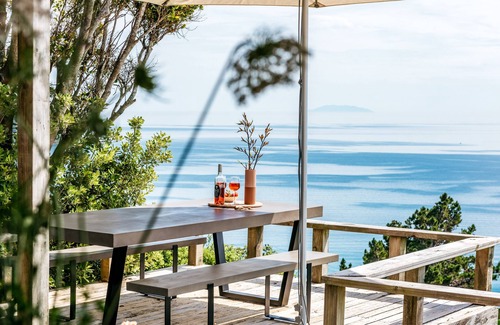 Onetangi House | THE VIEW | Coast & Country | WINTER DEAL - Stay for 3, pay for 2