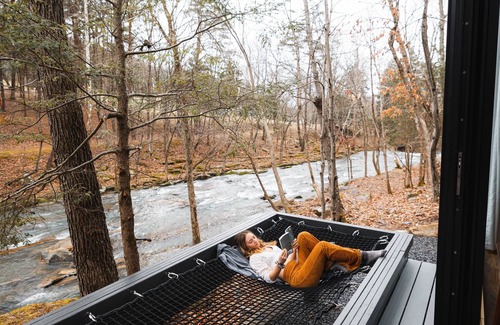 Peterstown Cabin | The View Glass Cabin at Four Fillies Lodge