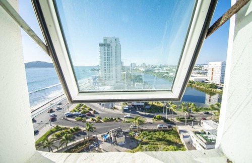 Mazatlan Condo | The view never gets old- Horizon Sky 801