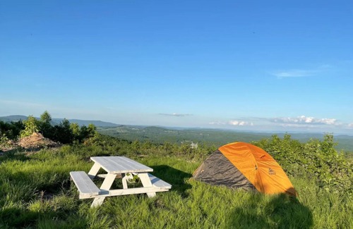 Cool Ridge RV Rental | The VIEW! Private Campsite By New River Gorge Park