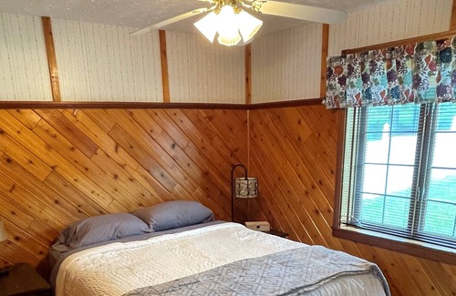 Eagle Lake Ski Chalet | THE VIEW - sleeps up to 11!