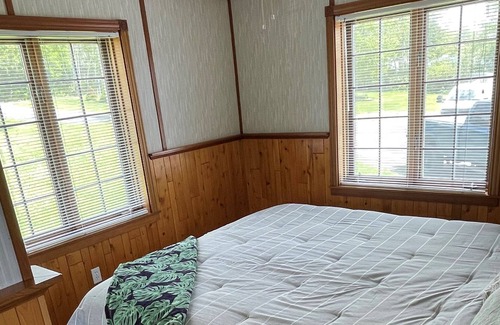 Eagle Lake Ski Chalet | THE VIEW - sleeps up to 11!