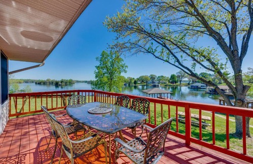 Bumpass House | The View - Waterfront Lake Anna Home with Dock!