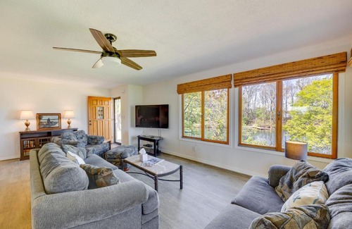 Bumpass House | The View - Waterfront Lake Anna Home with Dock!