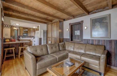 Eastside Santa Cruz House | The View You Want At the Beach!