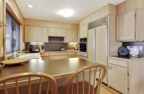 Cannon Beach House | The Viewpoint - Oceanfront! - Beachcomber Vacation Homes